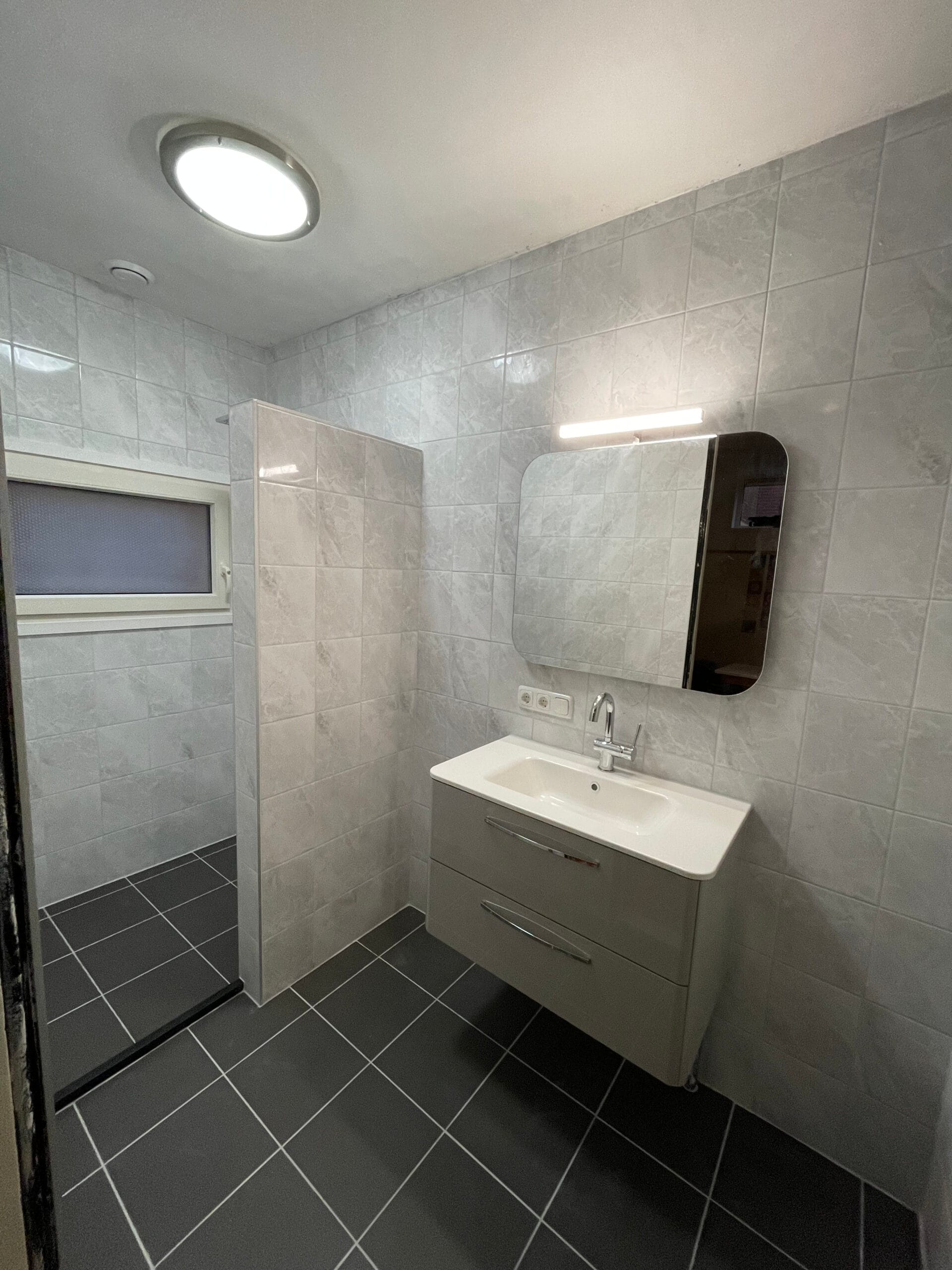Portfolio Badkamer gerealiseerd door NJB Klussen